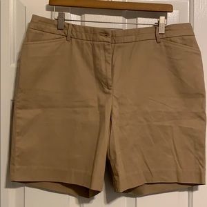 Talbots Khaki Shorts NWT. Size 14